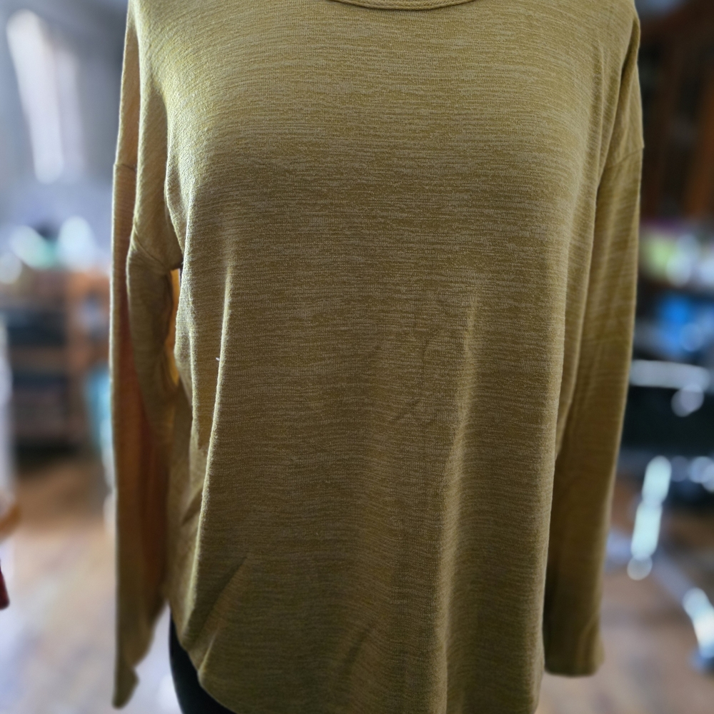 Time and Tru Mustard Long Sleeve Top